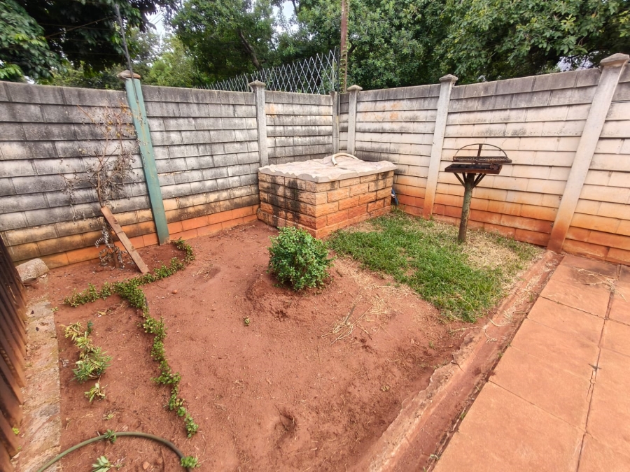 3 Bedroom Property for Sale in Protea Park North West